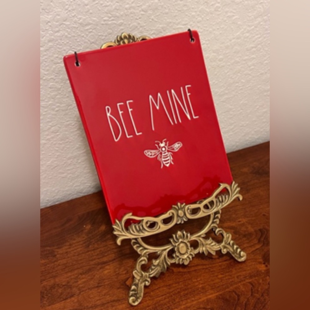 NEW Rae Dunn Ceramic Bee Mine Hanging Wall Decor 🐝❤️